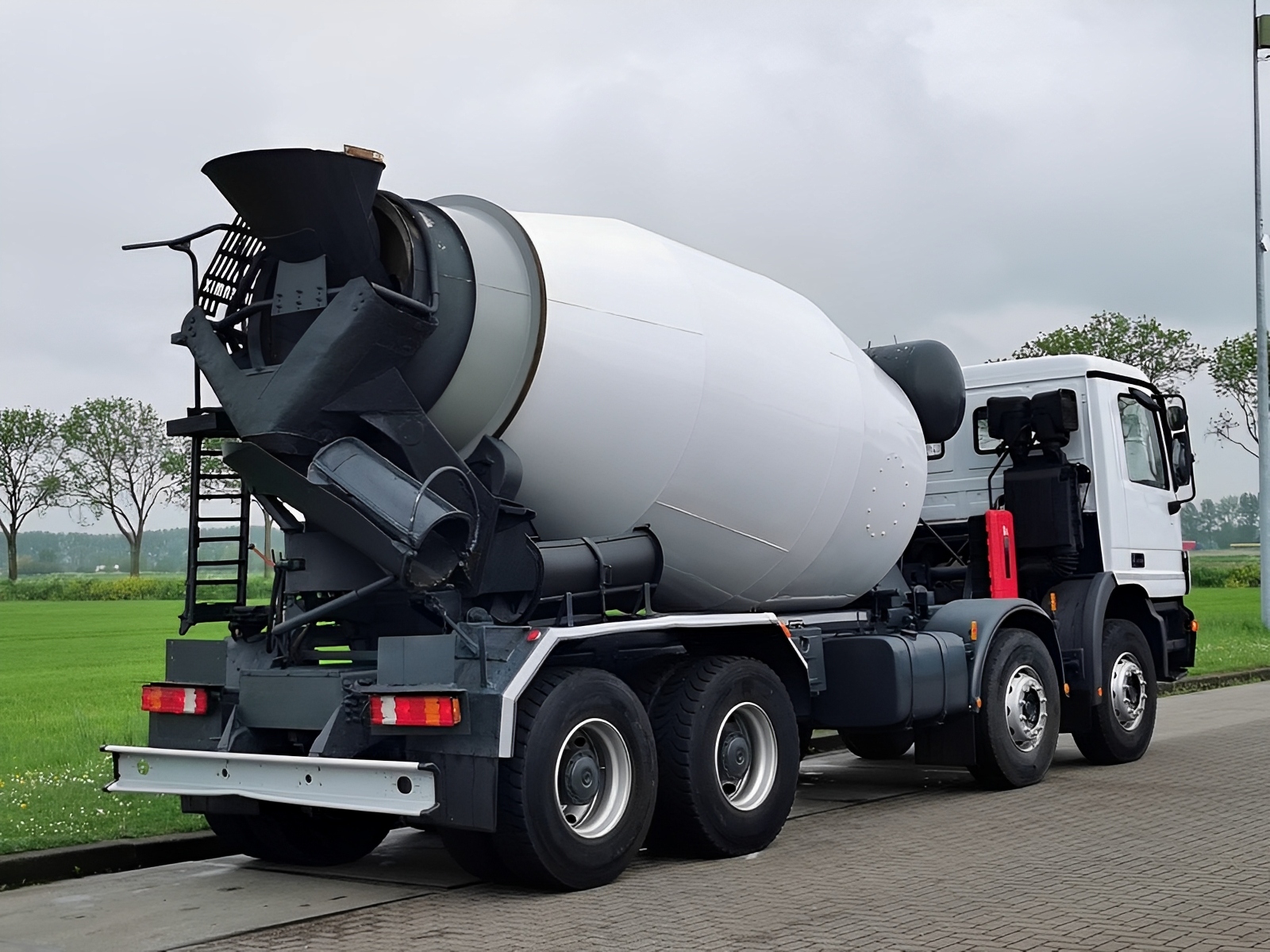 concrete mixer trailer