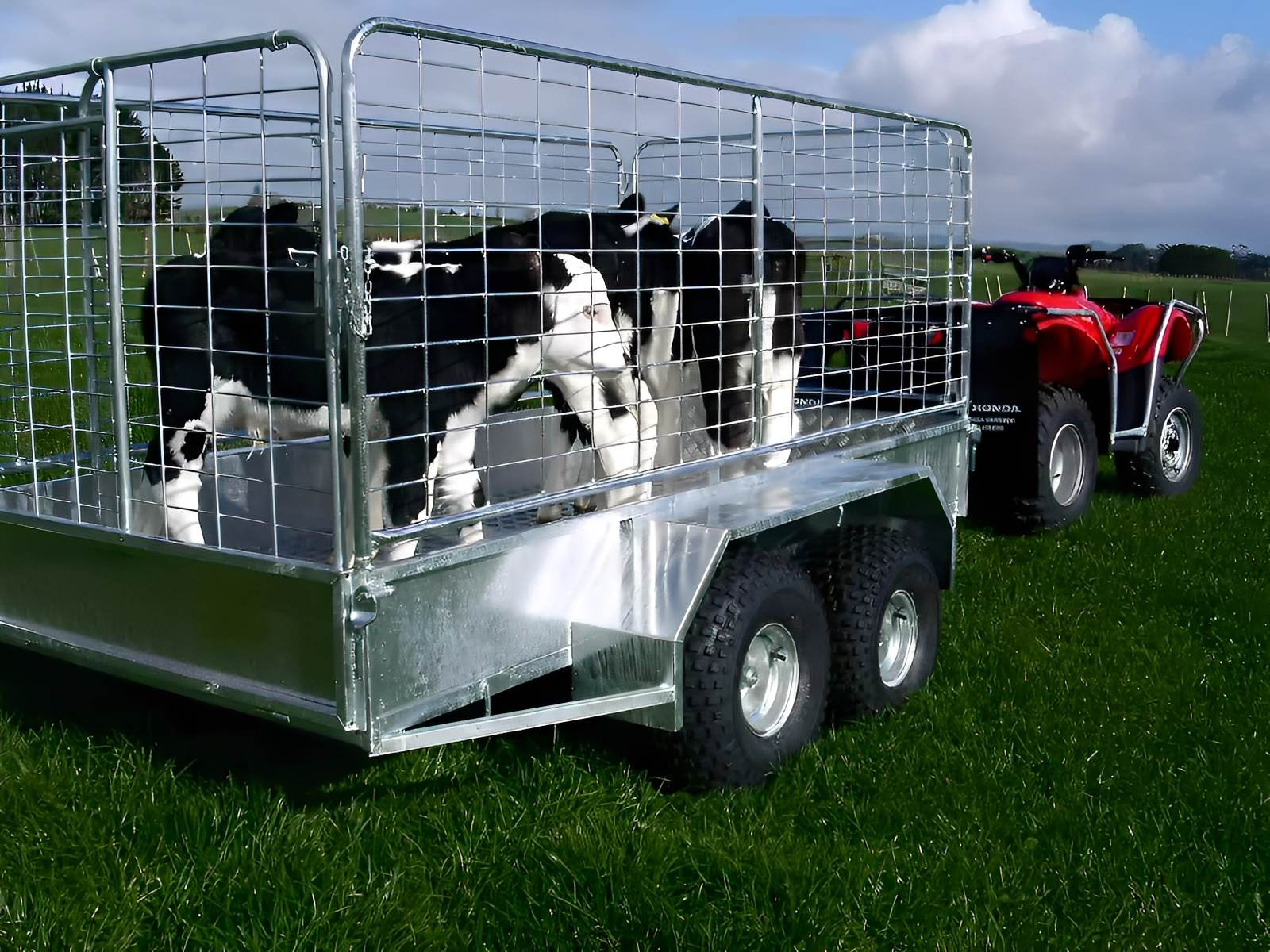 farm-trailer-livestock-industry