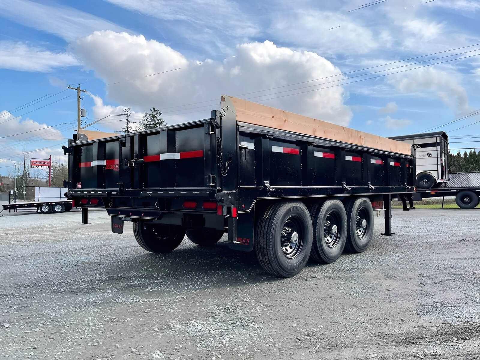 our-side-dump-trailer-advantages